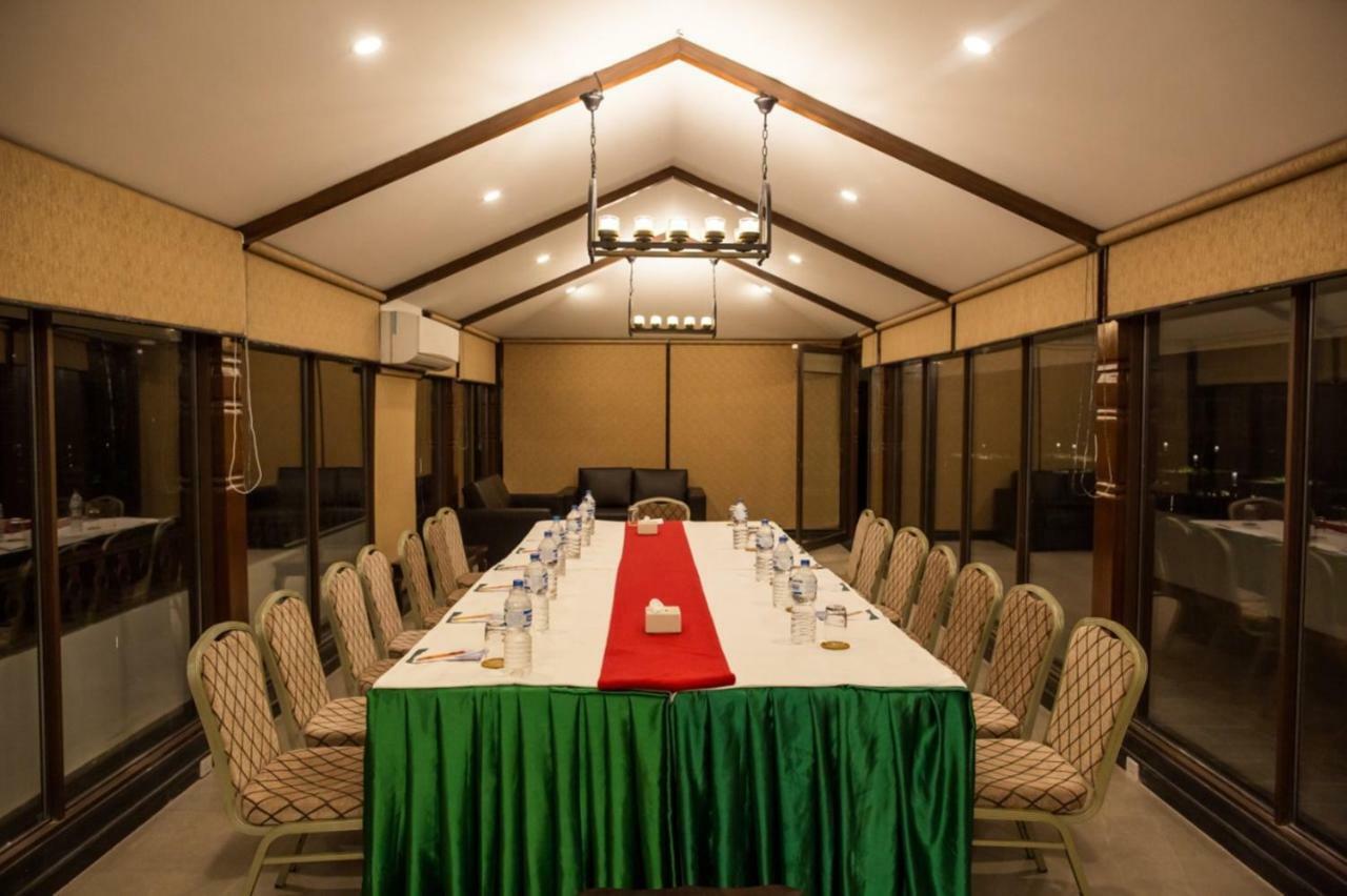 Chandragiri Hills Resort Thankot Экстерьер фото